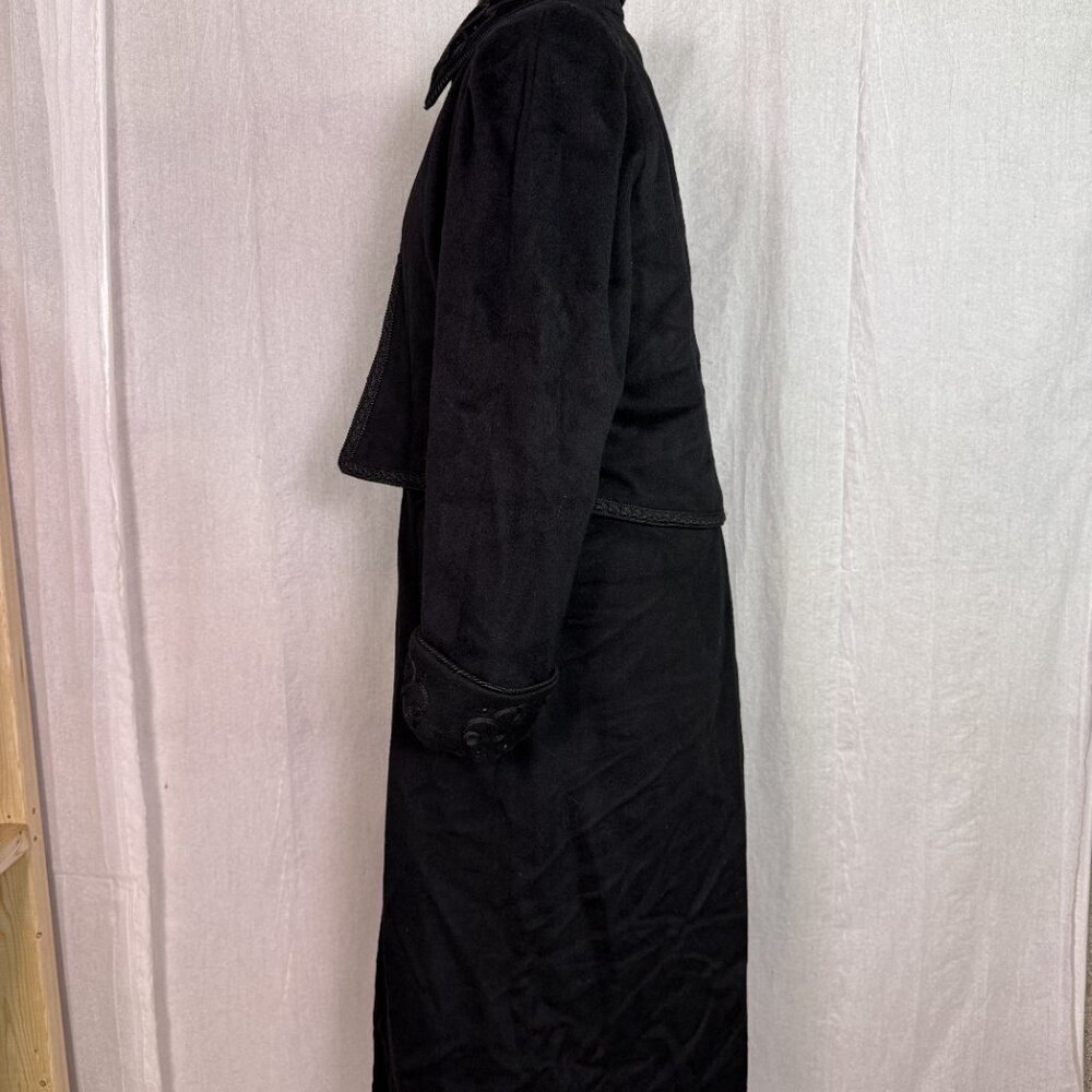 Vtg Lorovi Black Wool Coat Cape Collar Trim Elegant Overcoat Check Measurements - Picture 5 of 11